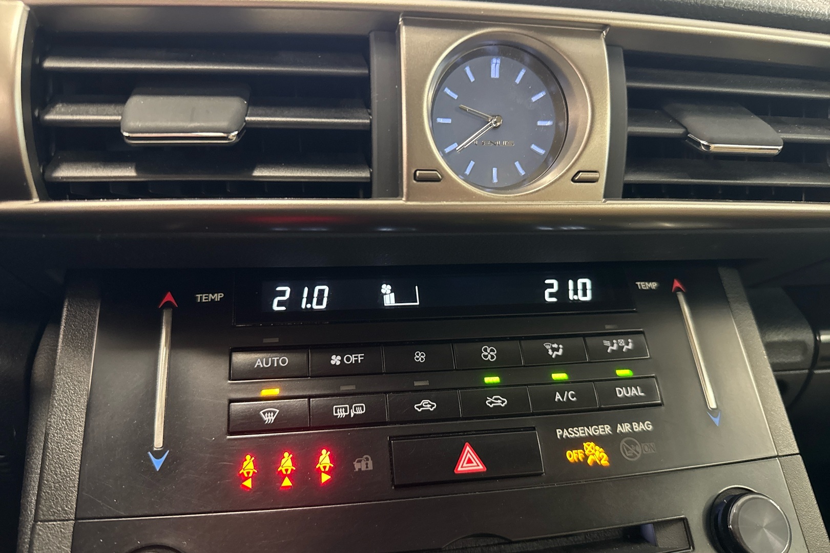 LEXUS IS 2013