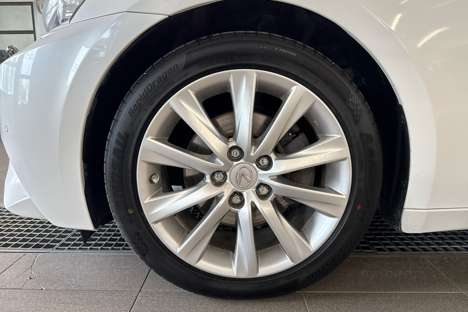 LEXUS IS 2013