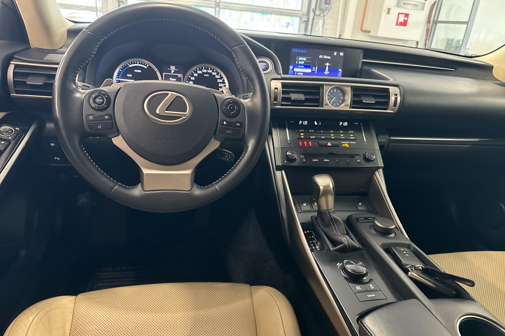 LEXUS IS 2013
