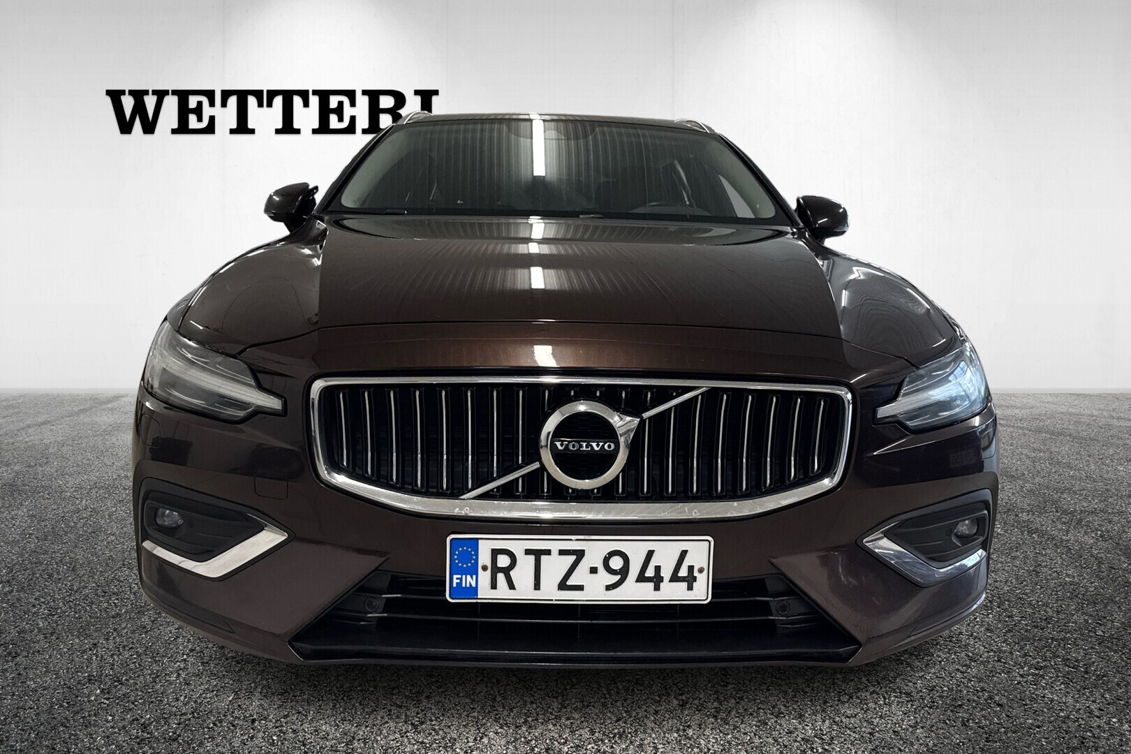 VOLVO V60 2