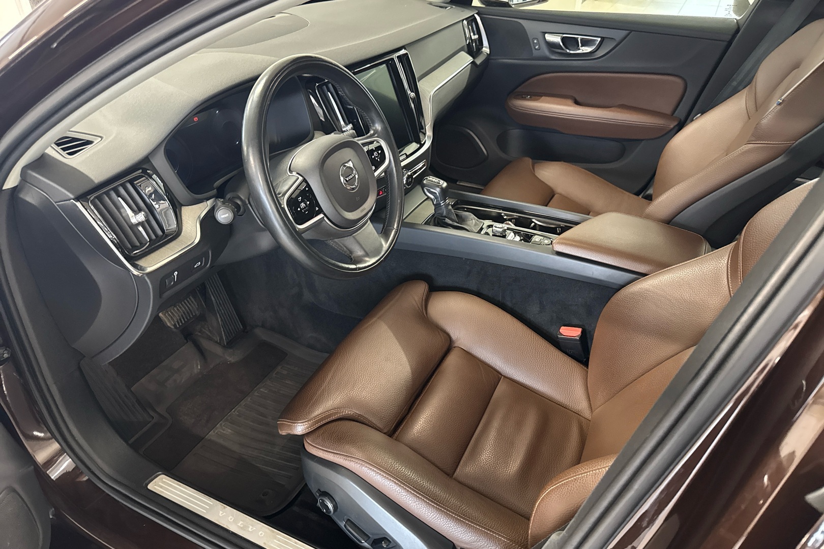 VOLVO V60 8