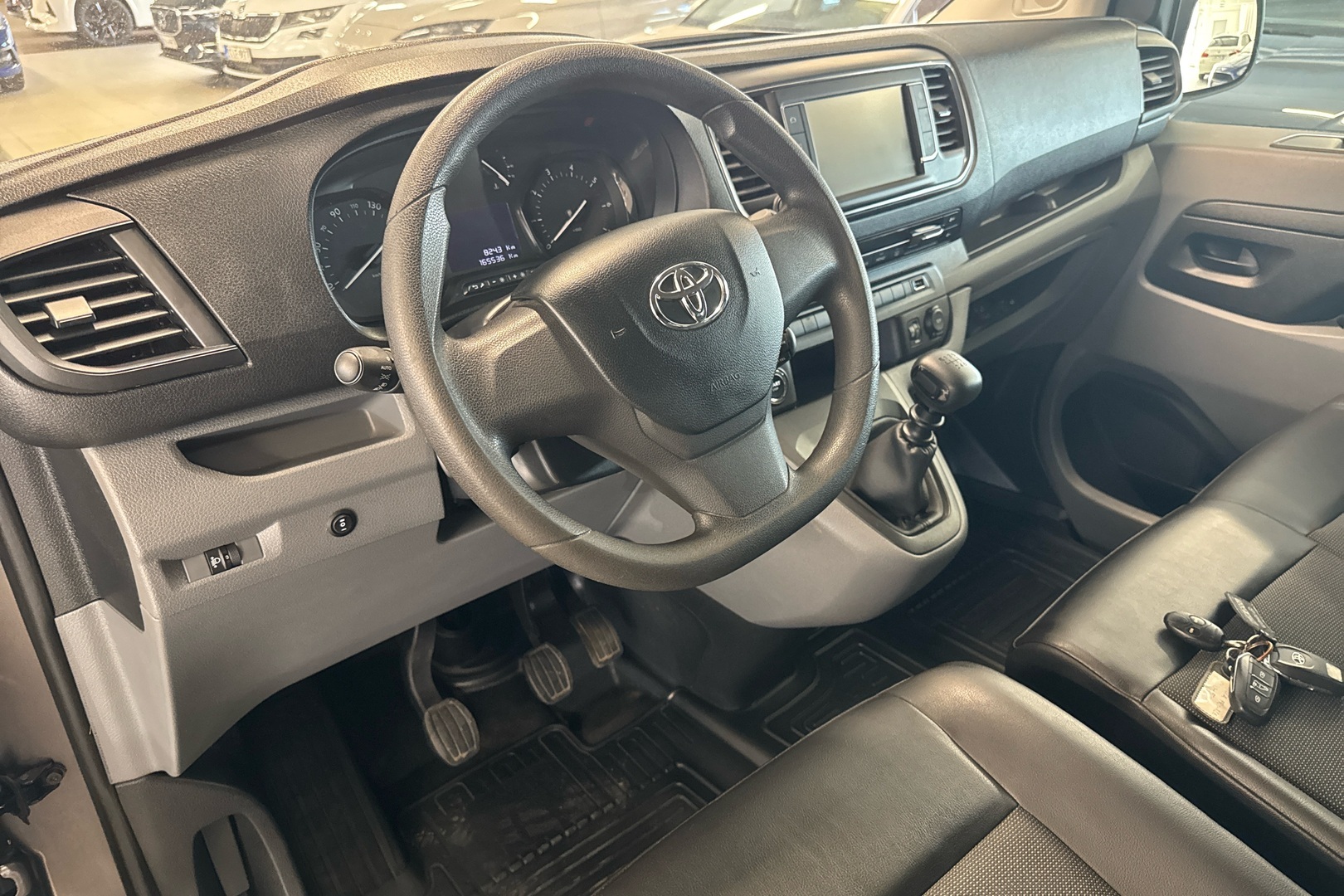 TOYOTA Proace 2016