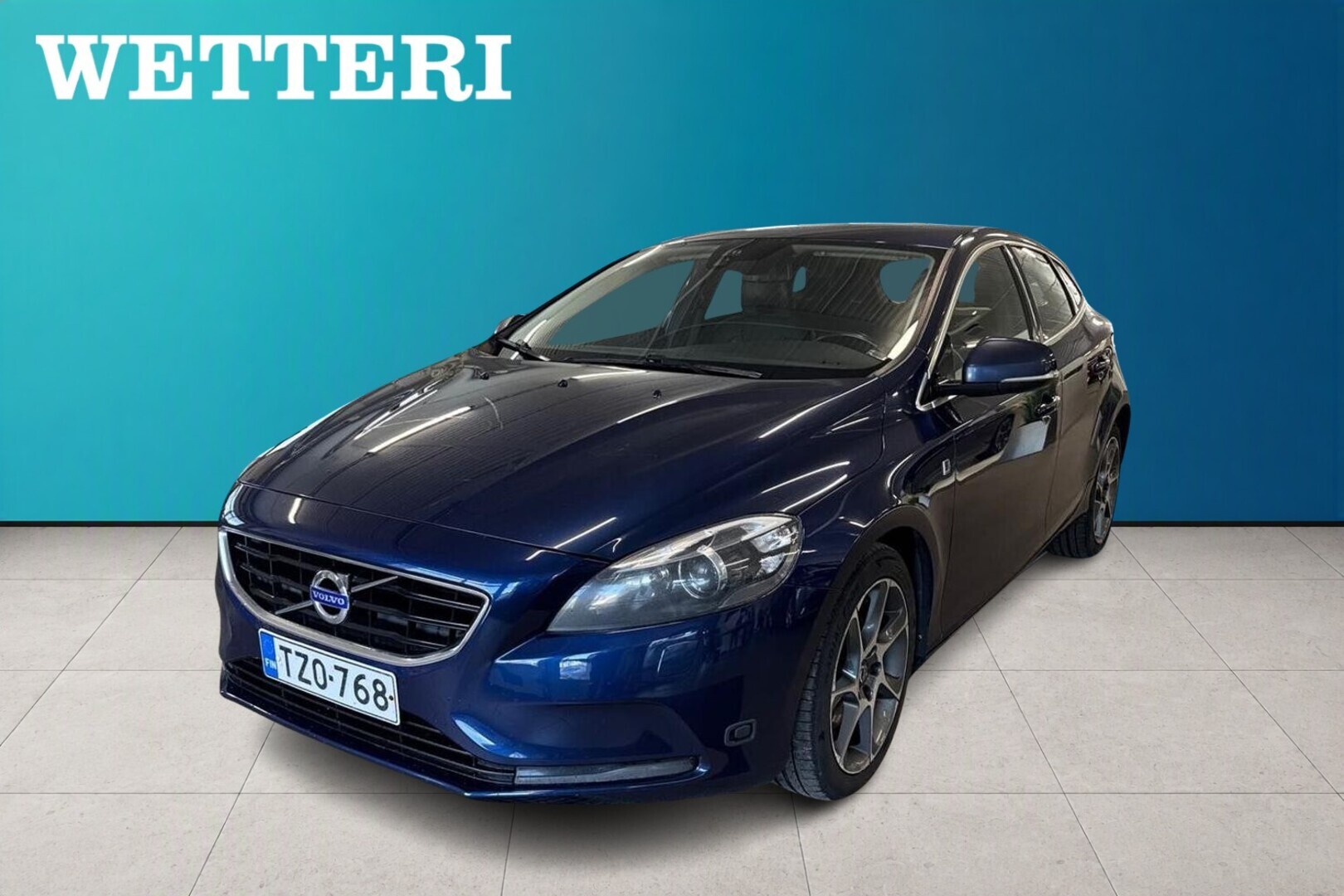VOLVO V40 1