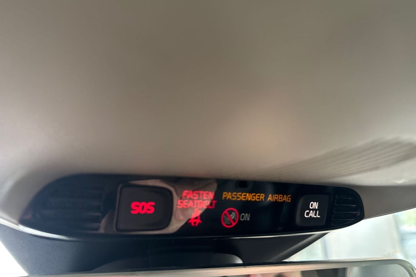 VOLVO V40 18