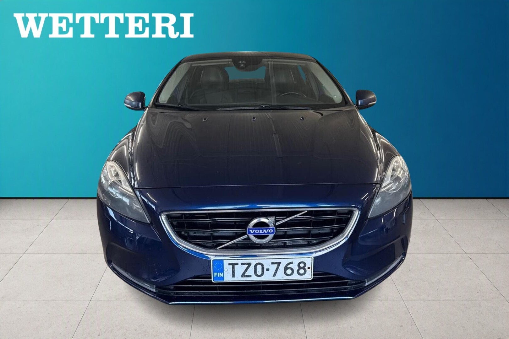 VOLVO V40 2