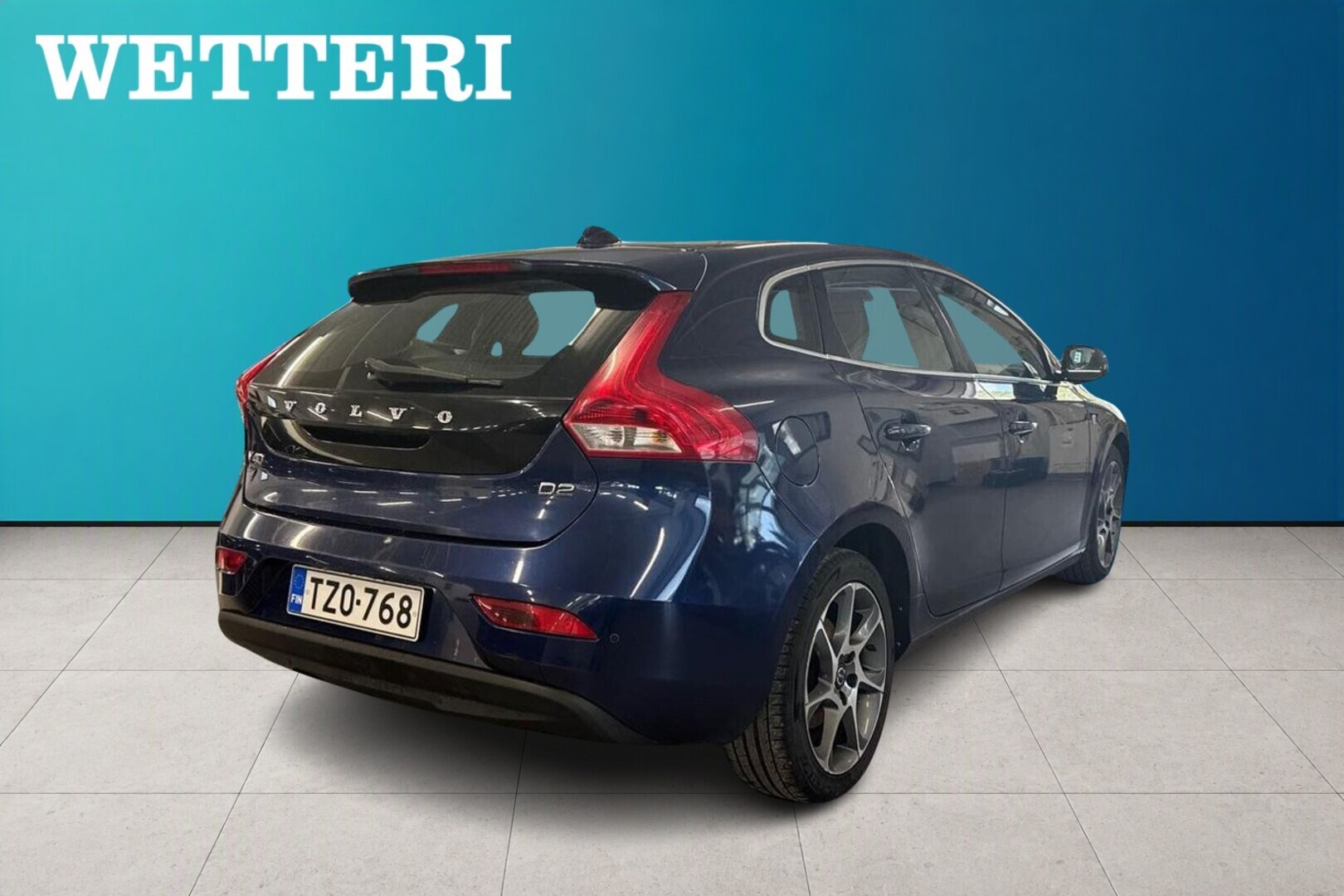 VOLVO V40 5