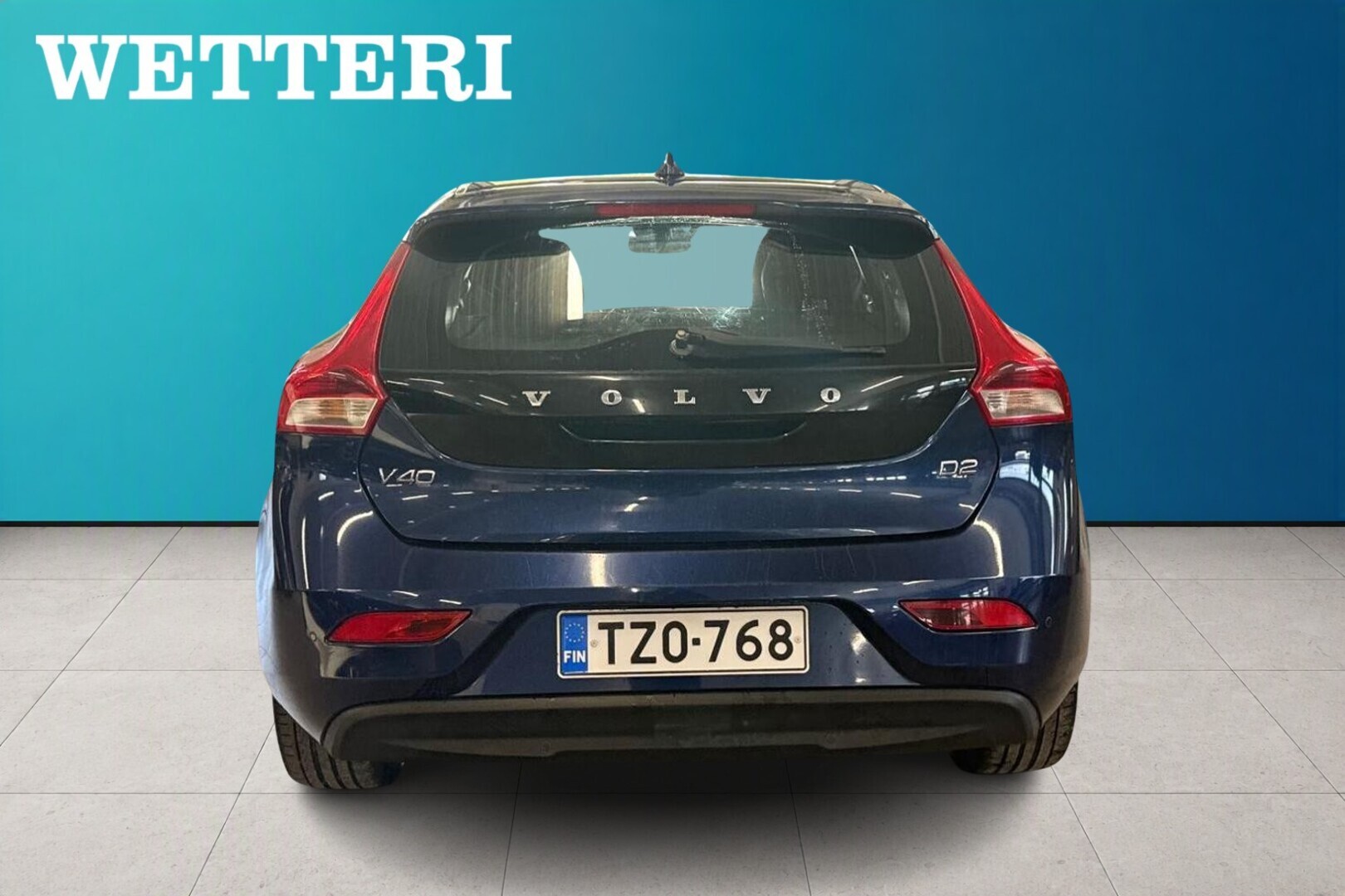VOLVO V40 6