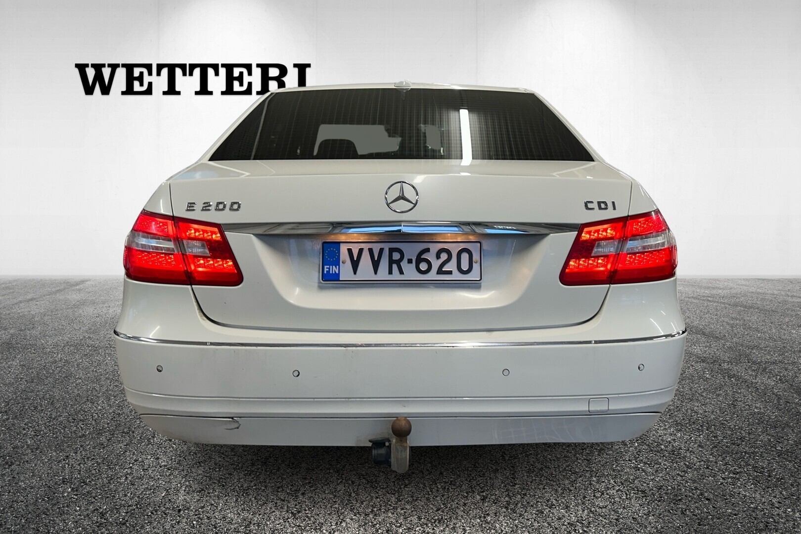 MERCEDES-BENZ E 2011