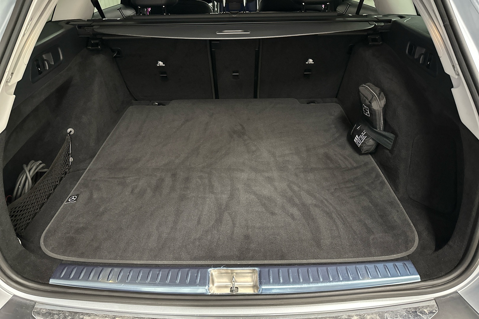 MERCEDES-BENZ E 2024