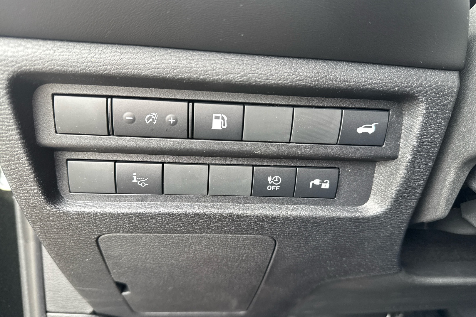 MITSUBISHI Outlander 2025