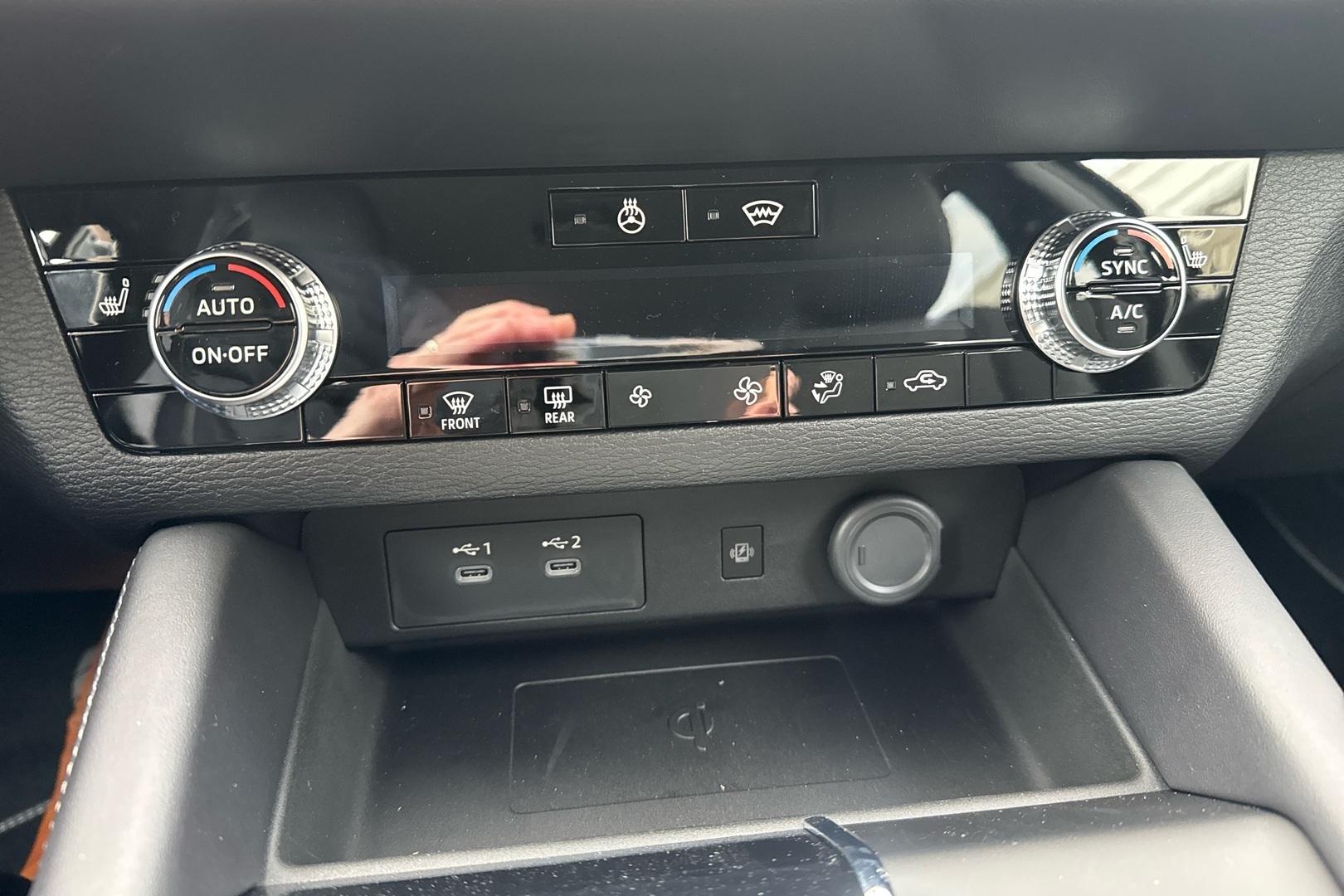 MITSUBISHI Outlander 2025