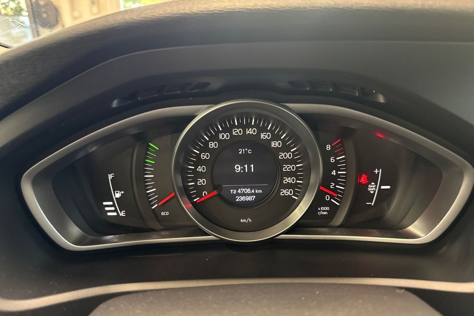 VOLVO V40 2014