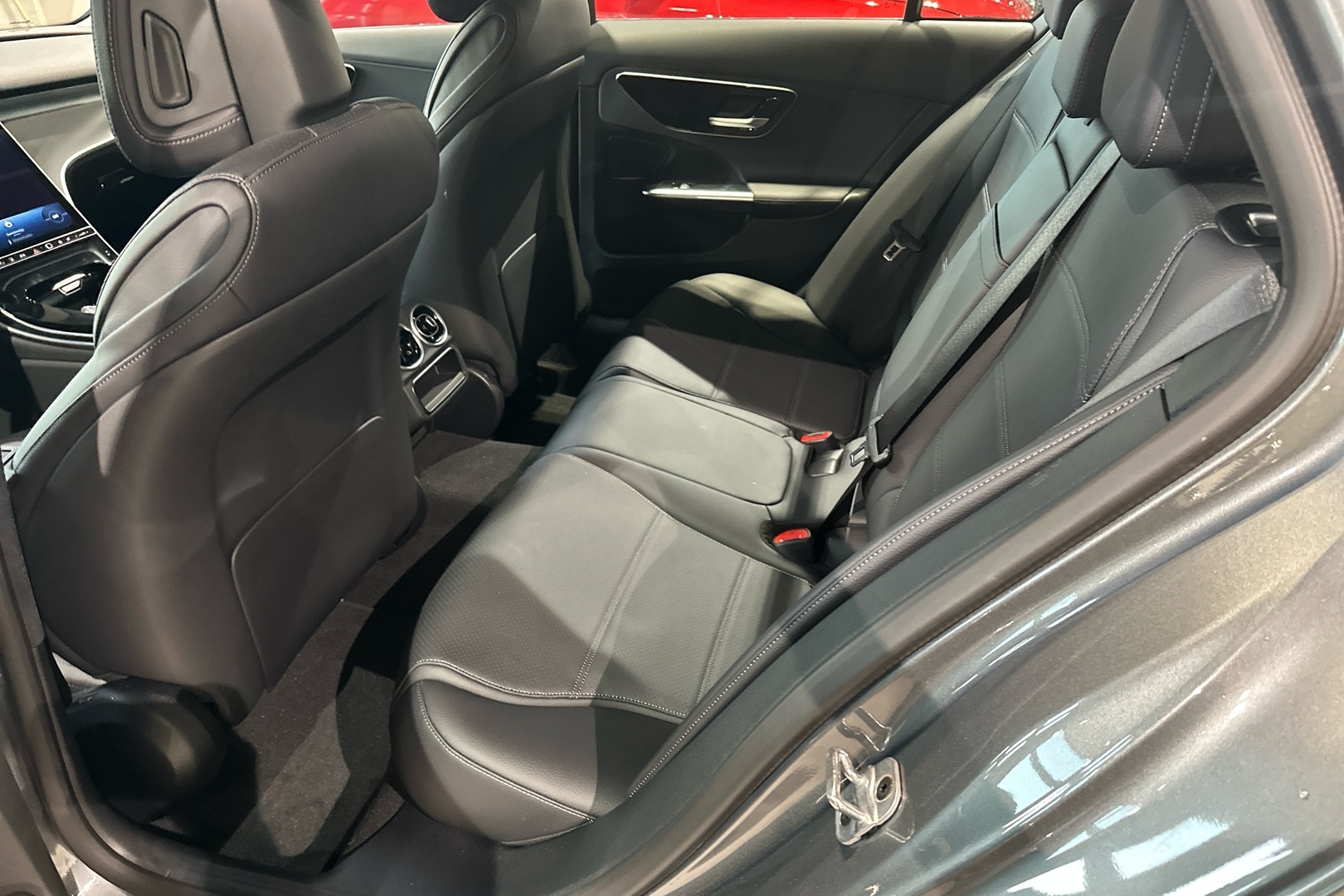 MERCEDES-BENZ C 2026