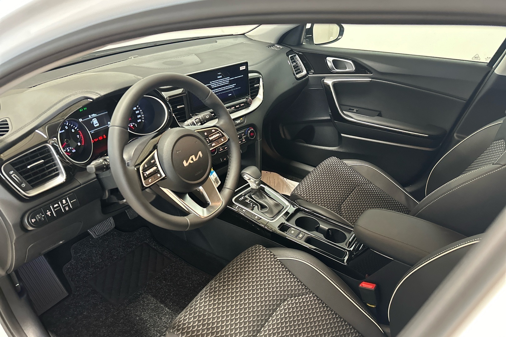 KIA XCeed 8