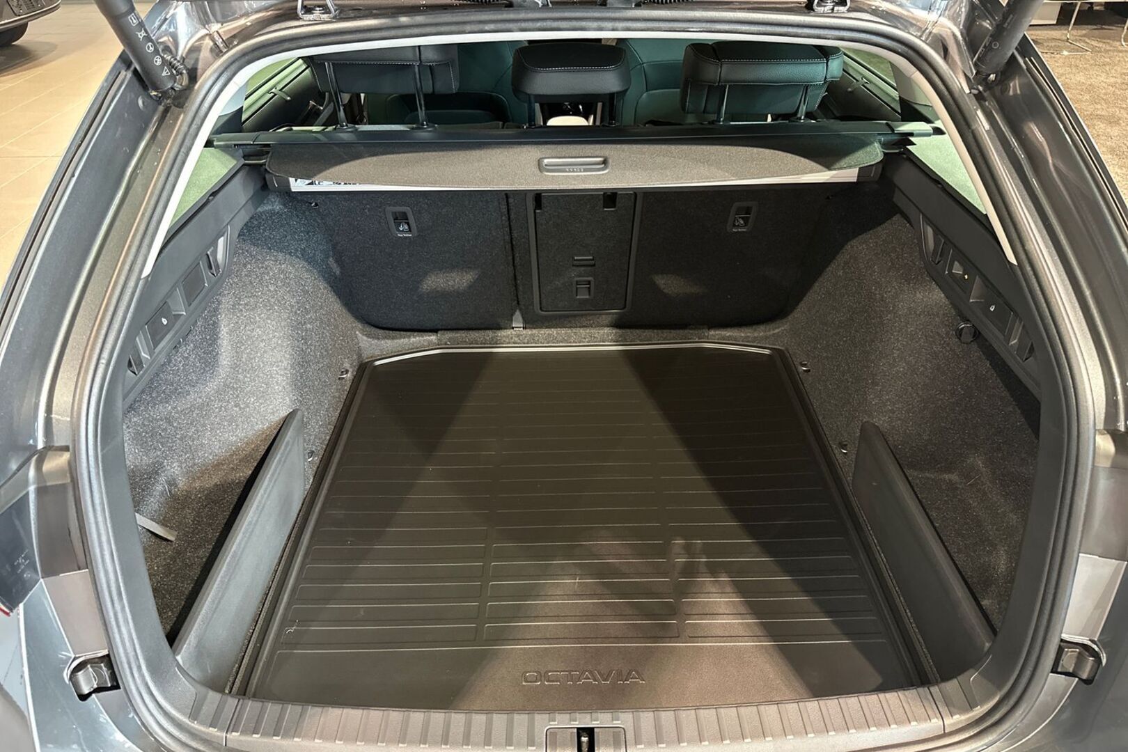 SKODA Octavia 12