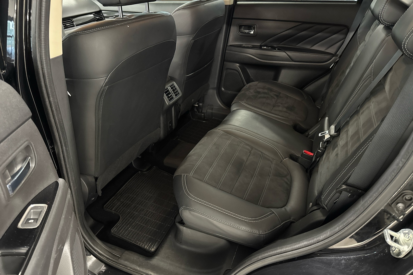 MITSUBISHI Outlander PHEV 2021