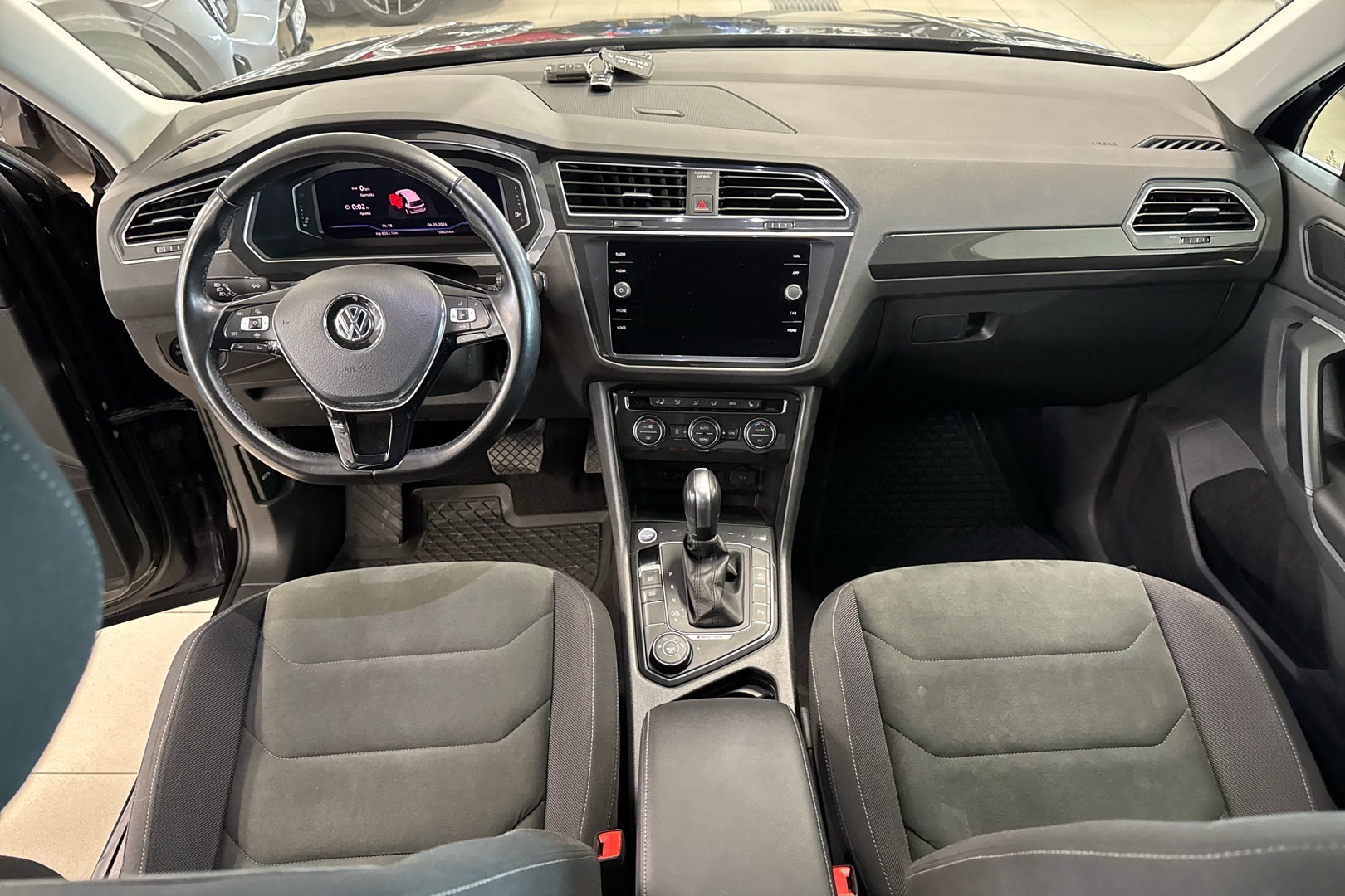VOLKSWAGEN Tiguan 2020