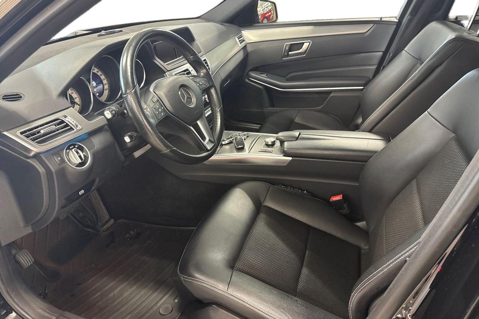 MERCEDES-BENZ E 8