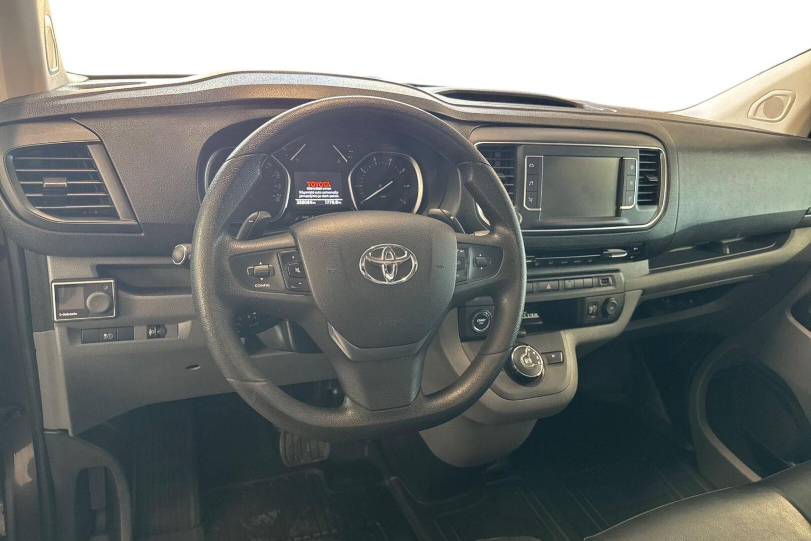 TOYOTA Proace 2018