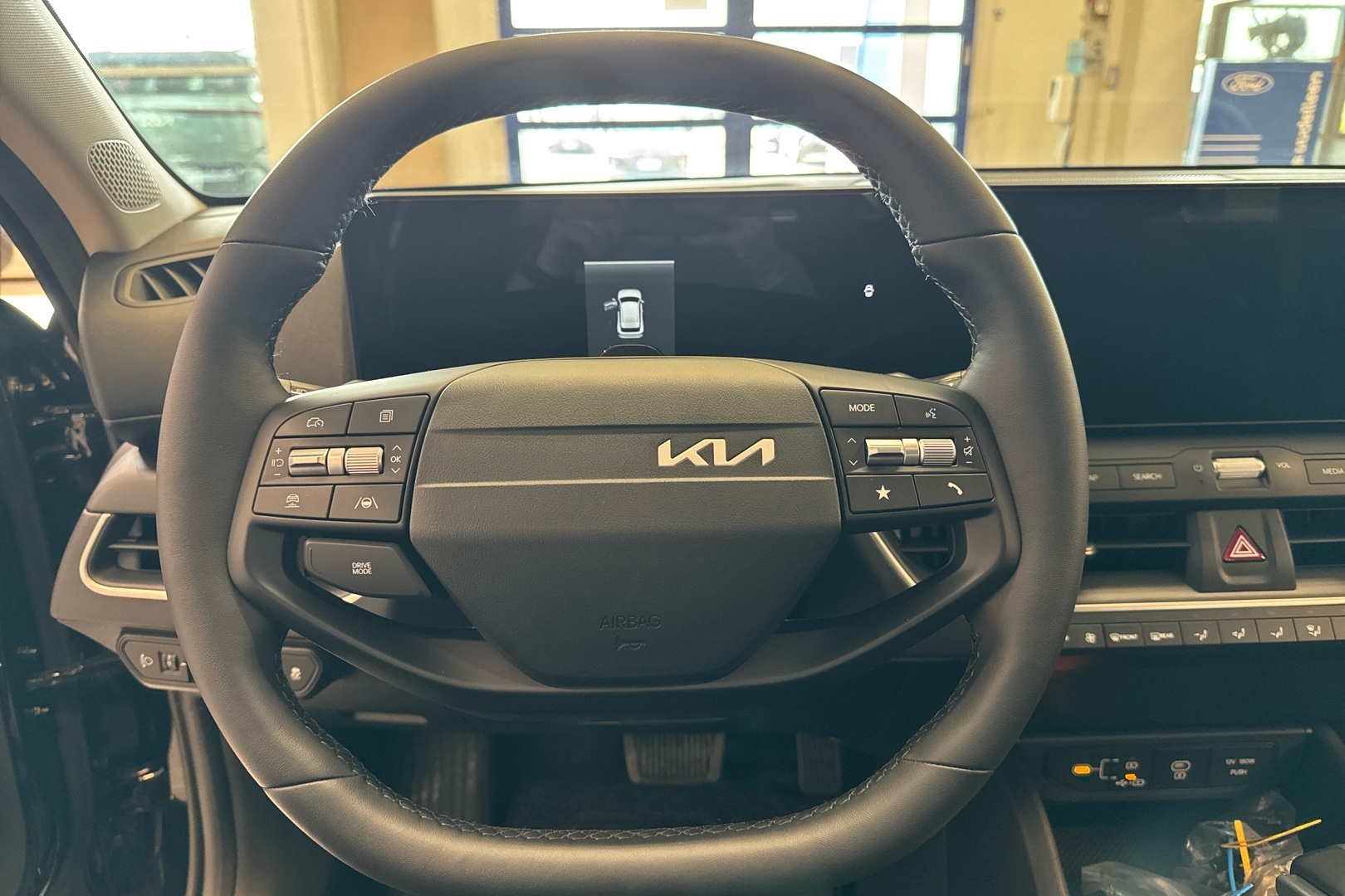 KIA K4 13