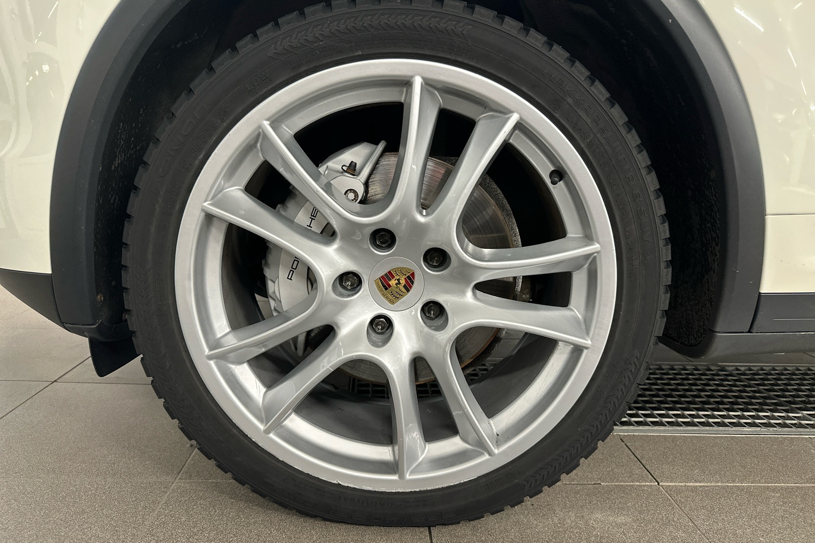 PORSCHE Cayenne 2011