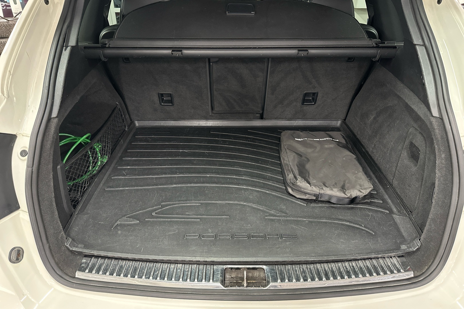 PORSCHE Cayenne 2011