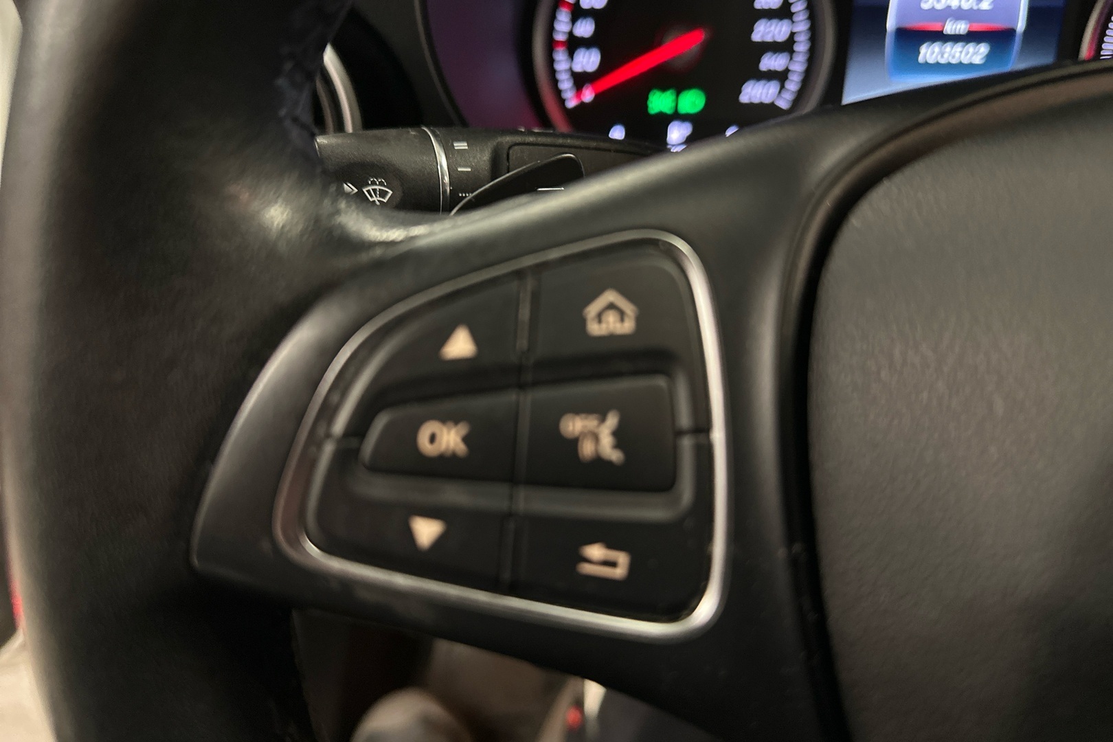 MERCEDES-BENZ C 2017