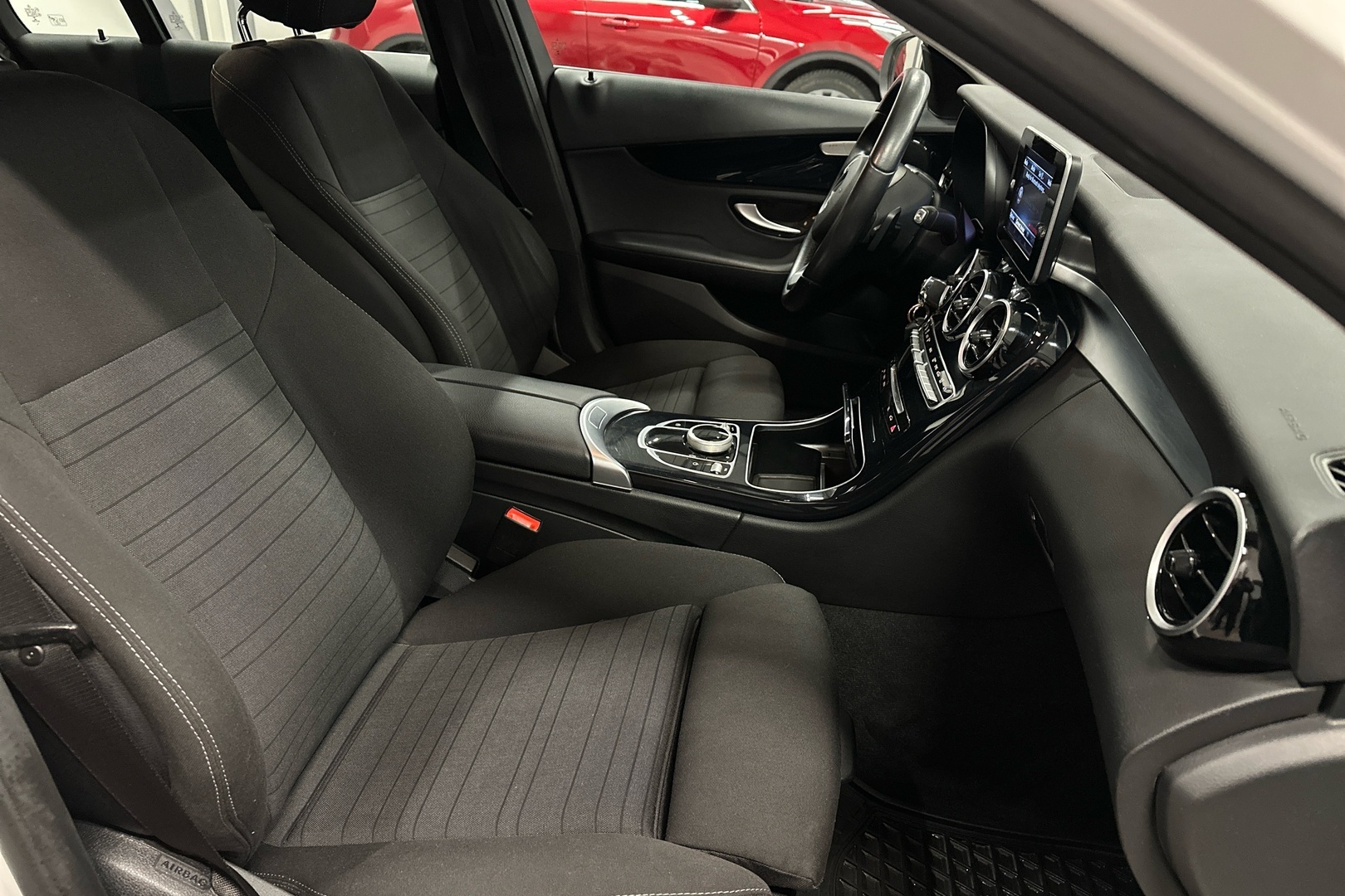 MERCEDES-BENZ C 2017