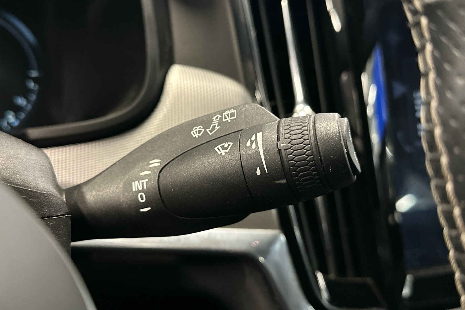 VOLVO V90 2019
