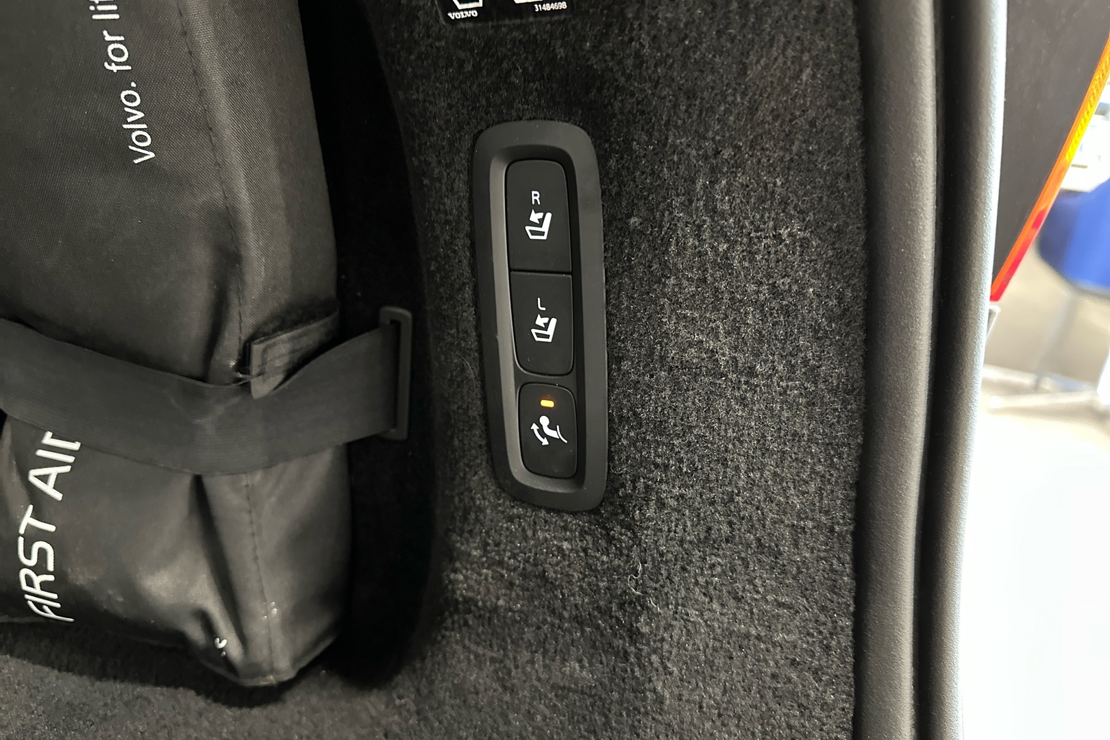 VOLVO V90 2019