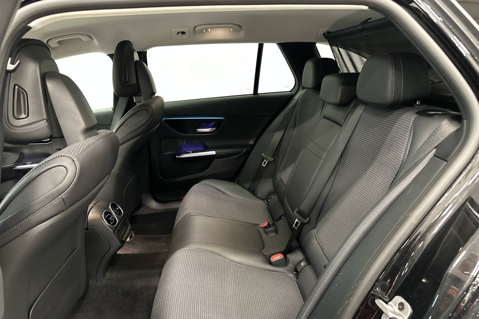 MERCEDES-BENZ C 2024