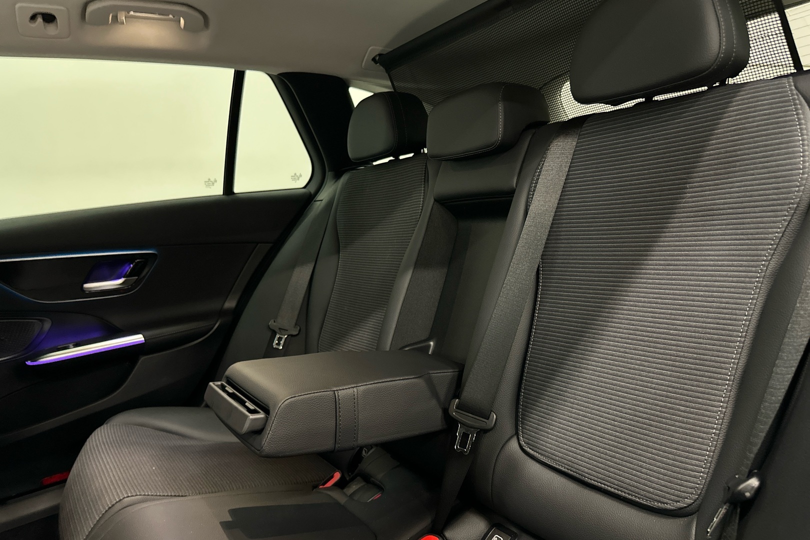 MERCEDES-BENZ C 2024