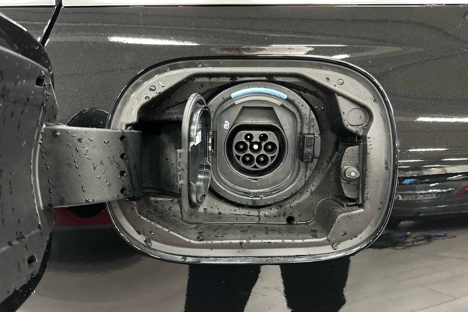 MERCEDES-BENZ C 2024