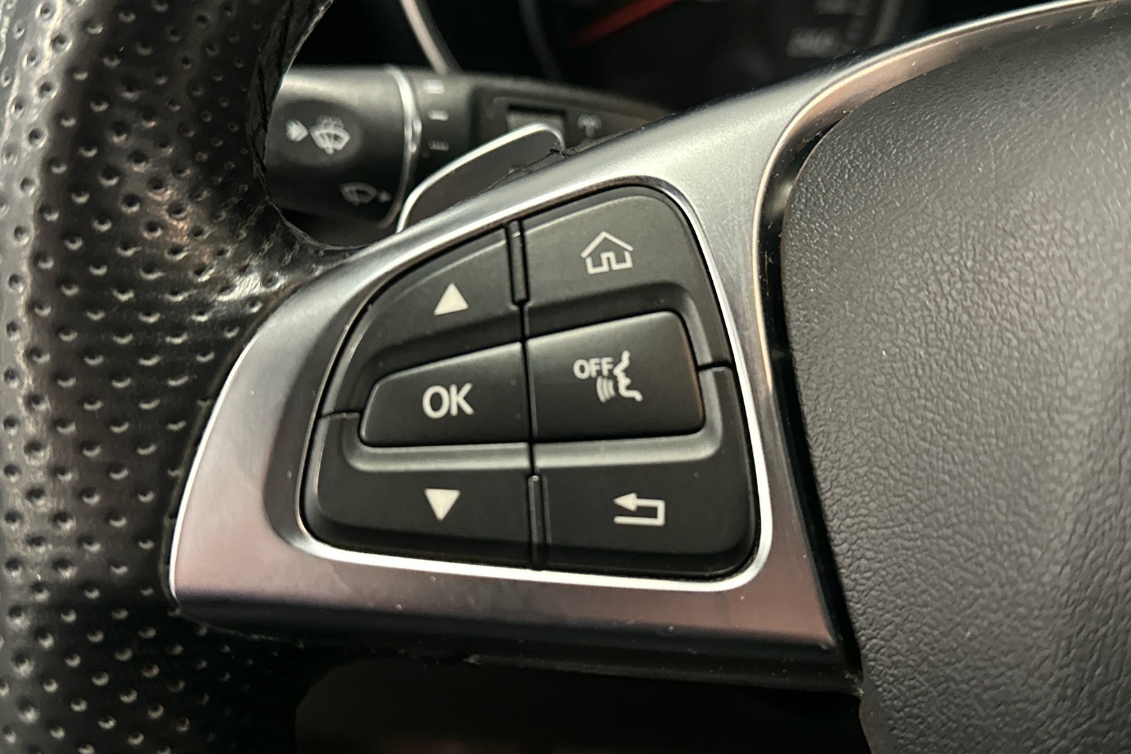 MERCEDES-BENZ GLC 2017