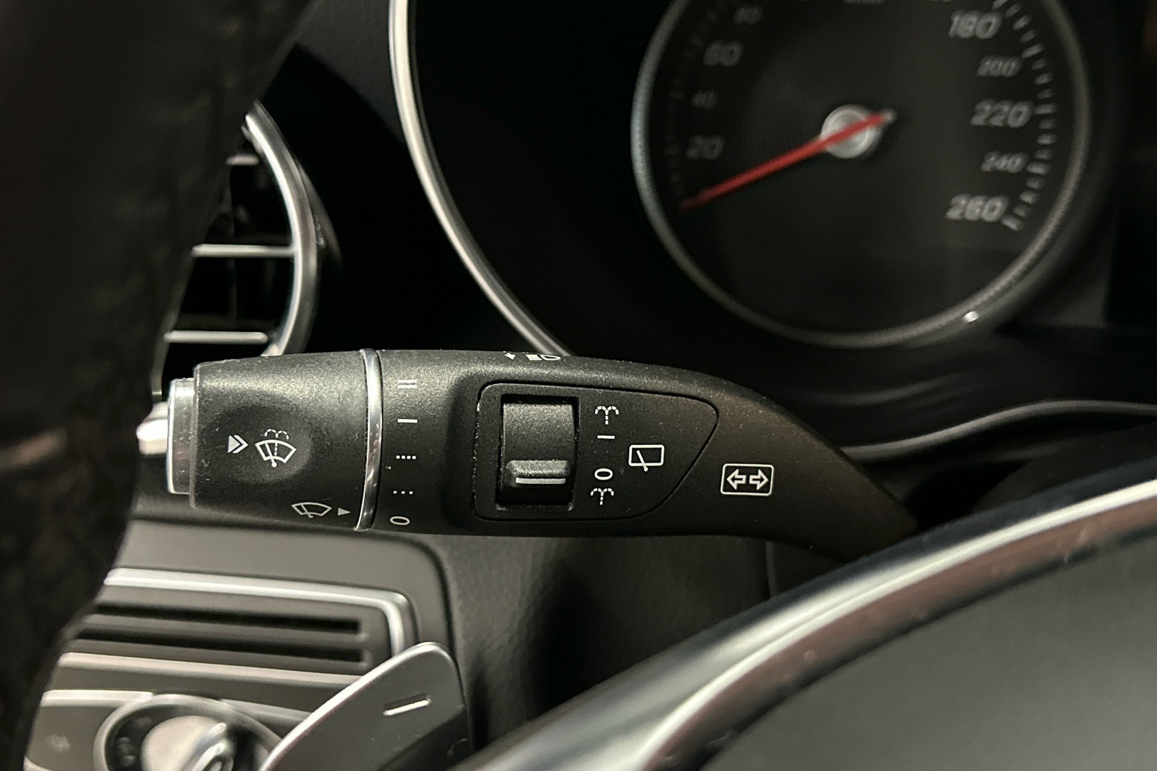 MERCEDES-BENZ GLC 2017