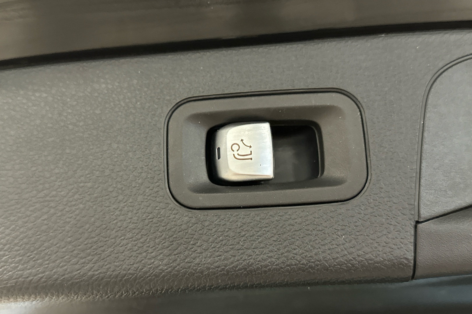 MERCEDES-BENZ GLC 2017