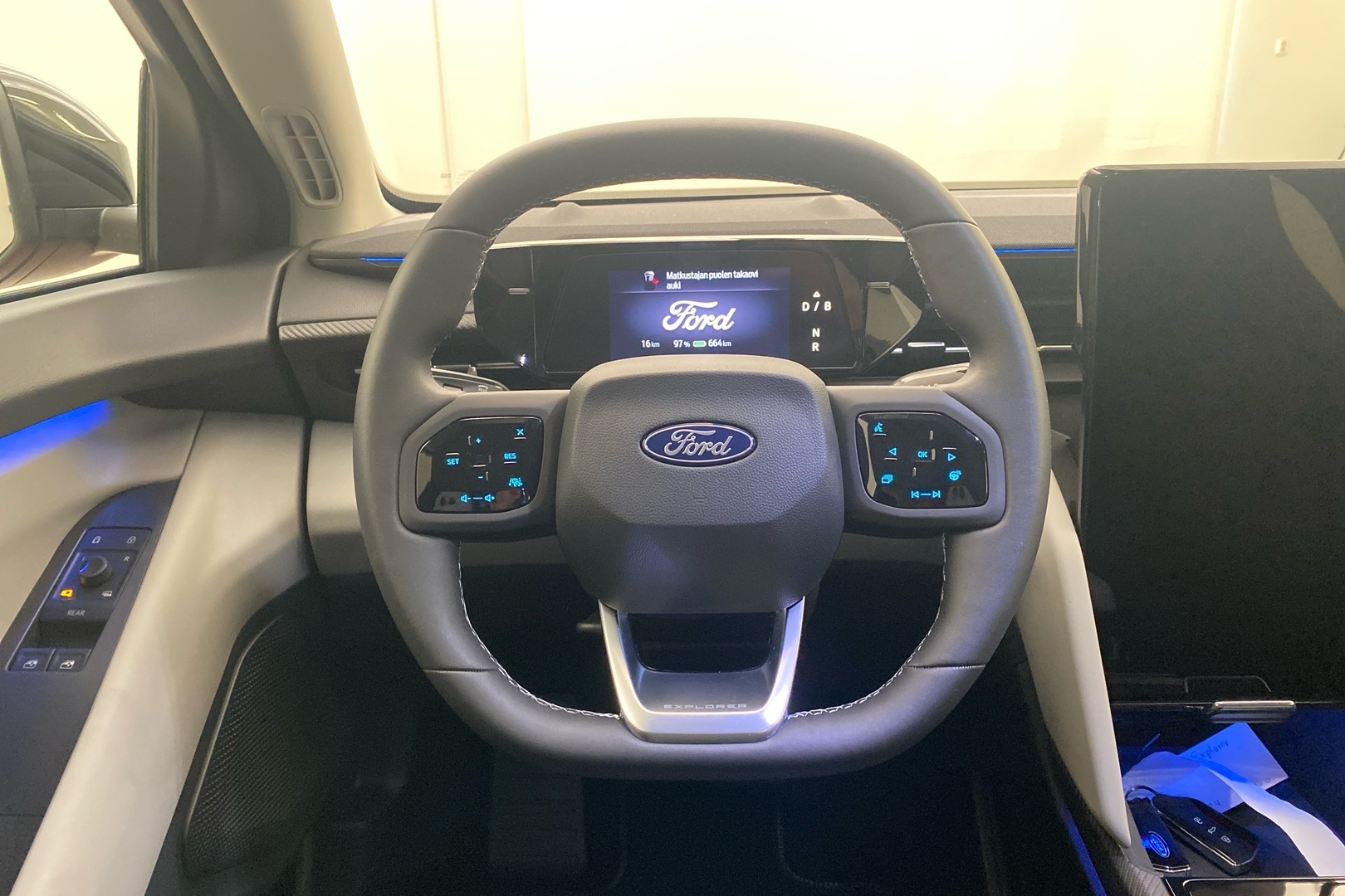 FORD Explorer 2026