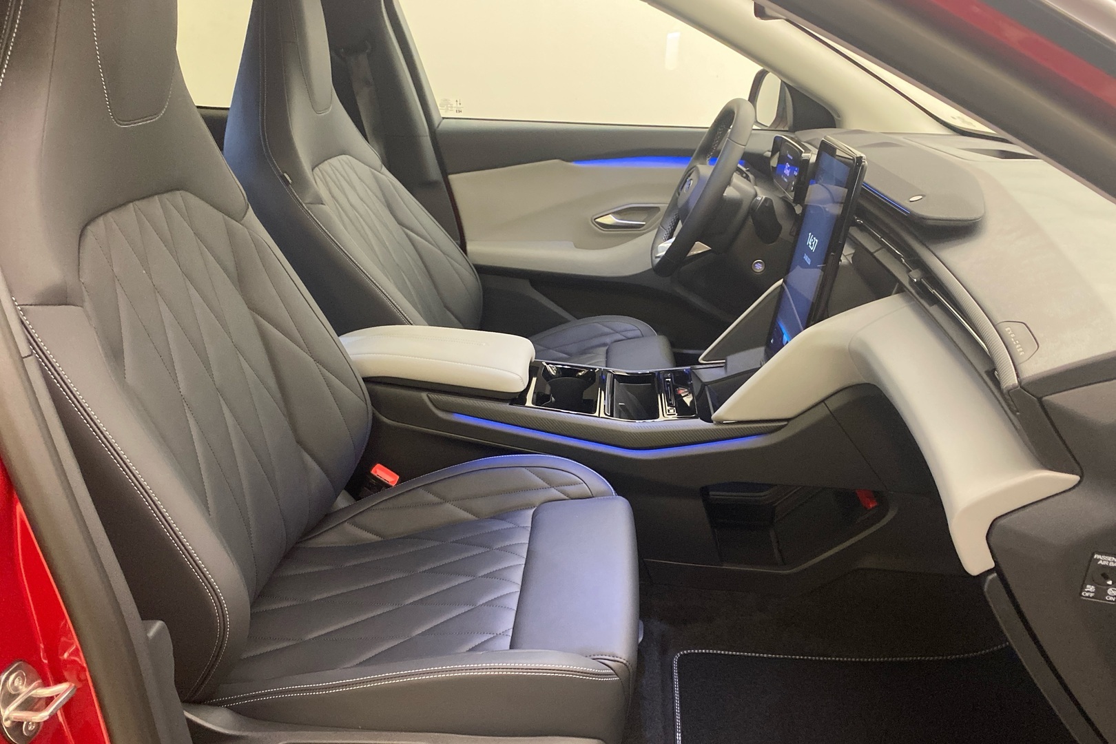 FORD Explorer 2026