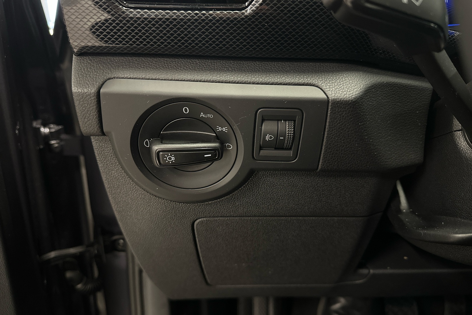 VOLKSWAGEN T-Cross 2025