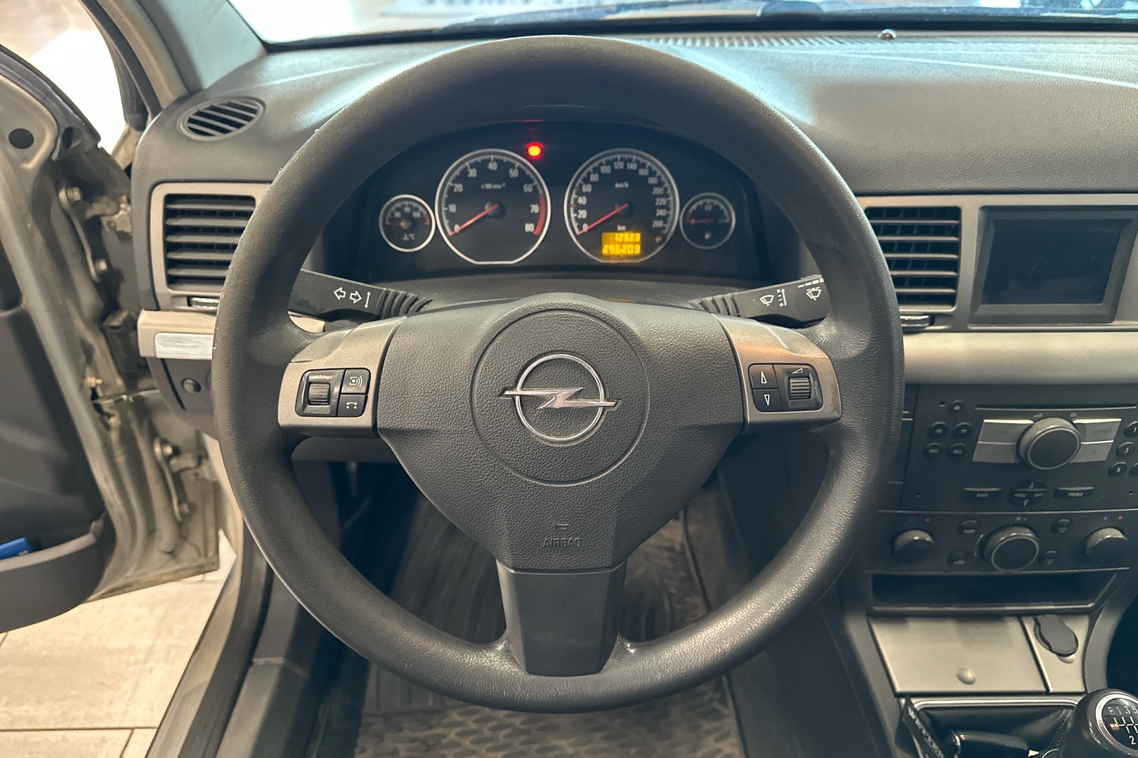 OPEL Vectra 2006