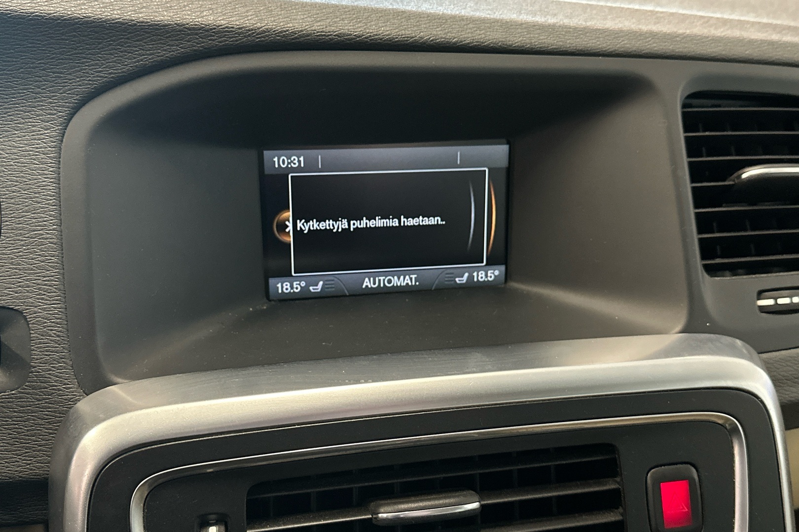 VOLVO V60 2012