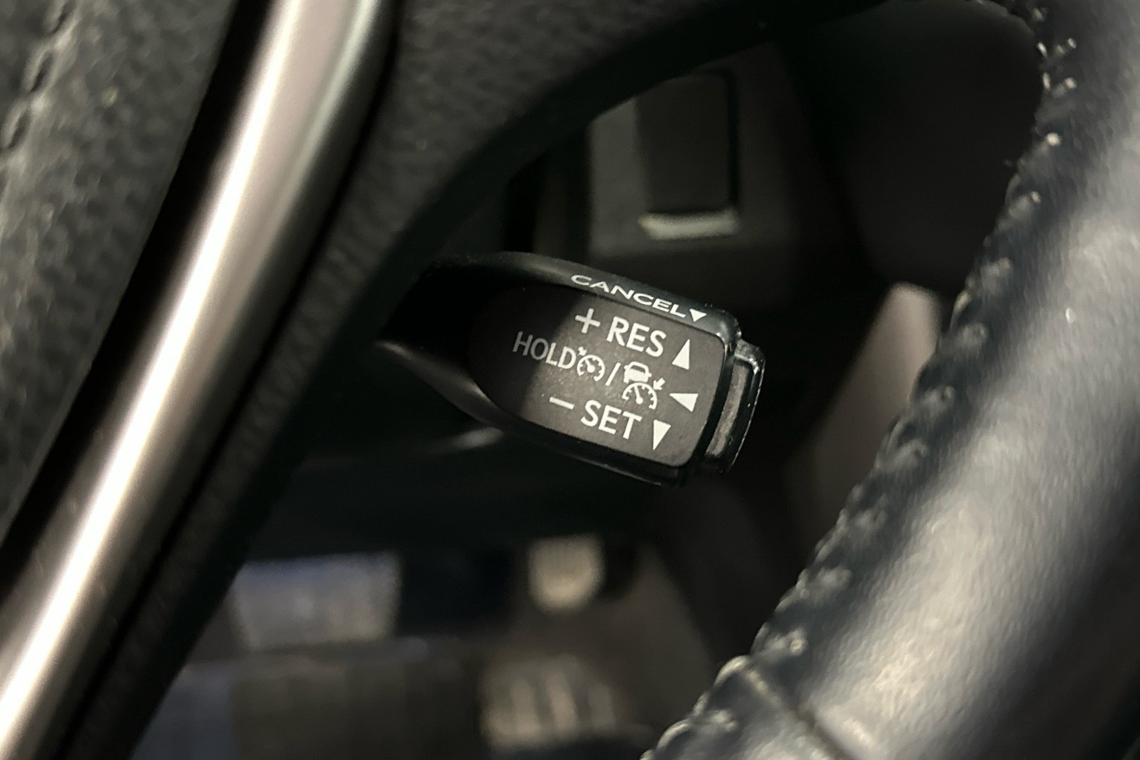 TOYOTA RAV4 2018