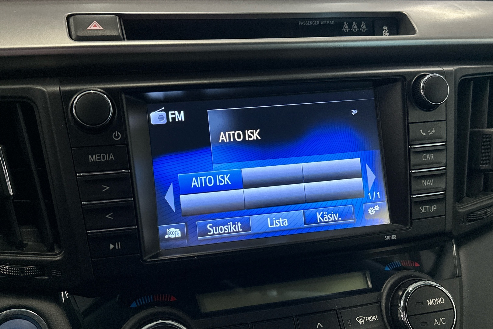 TOYOTA RAV4 2018