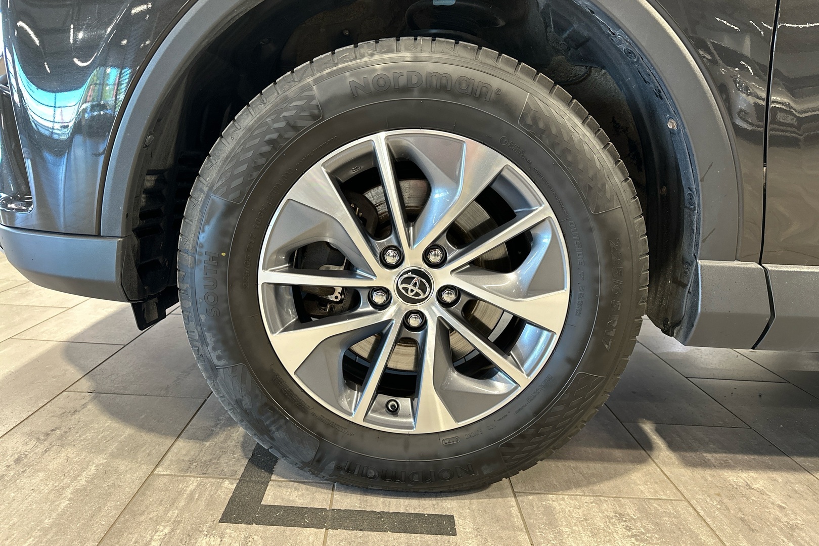 TOYOTA RAV4 2018
