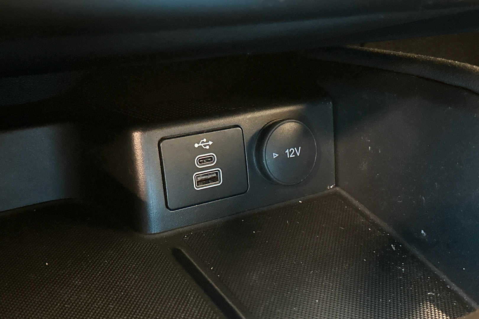 FORD Kuga 2024