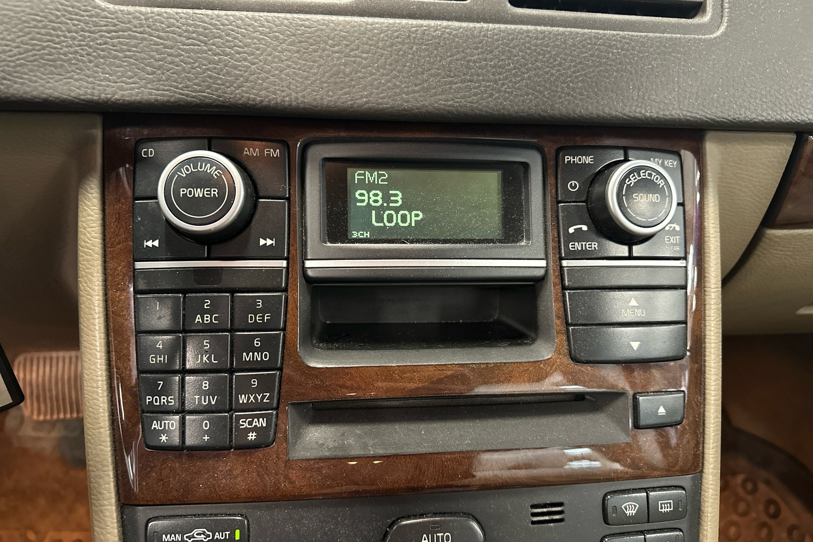 VOLVO XC90 2008