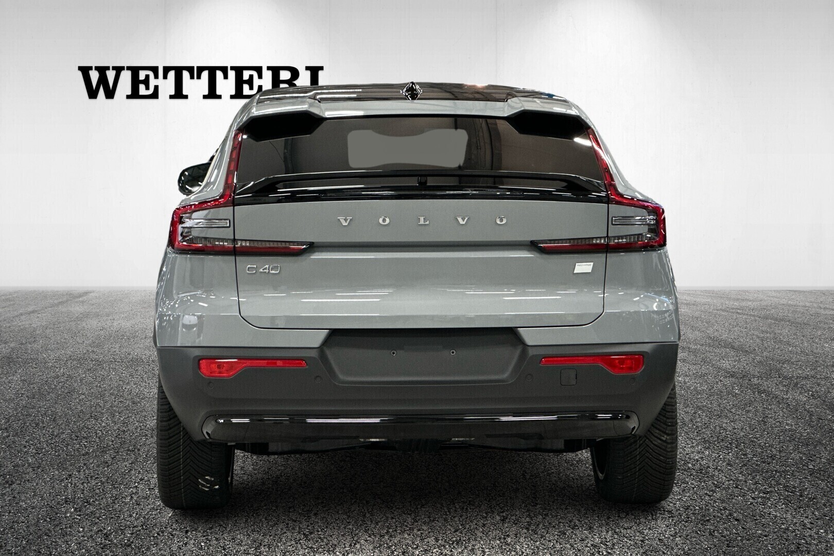 VOLVO C40 2024