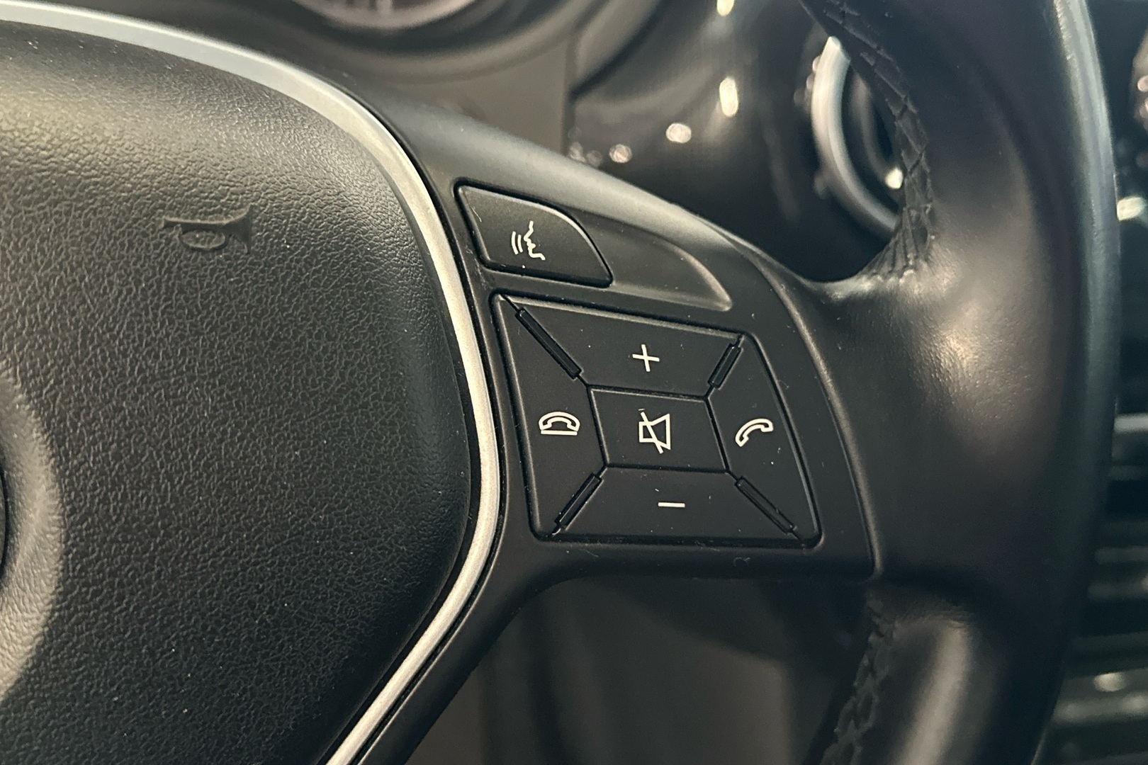 MERCEDES-BENZ B 2012
