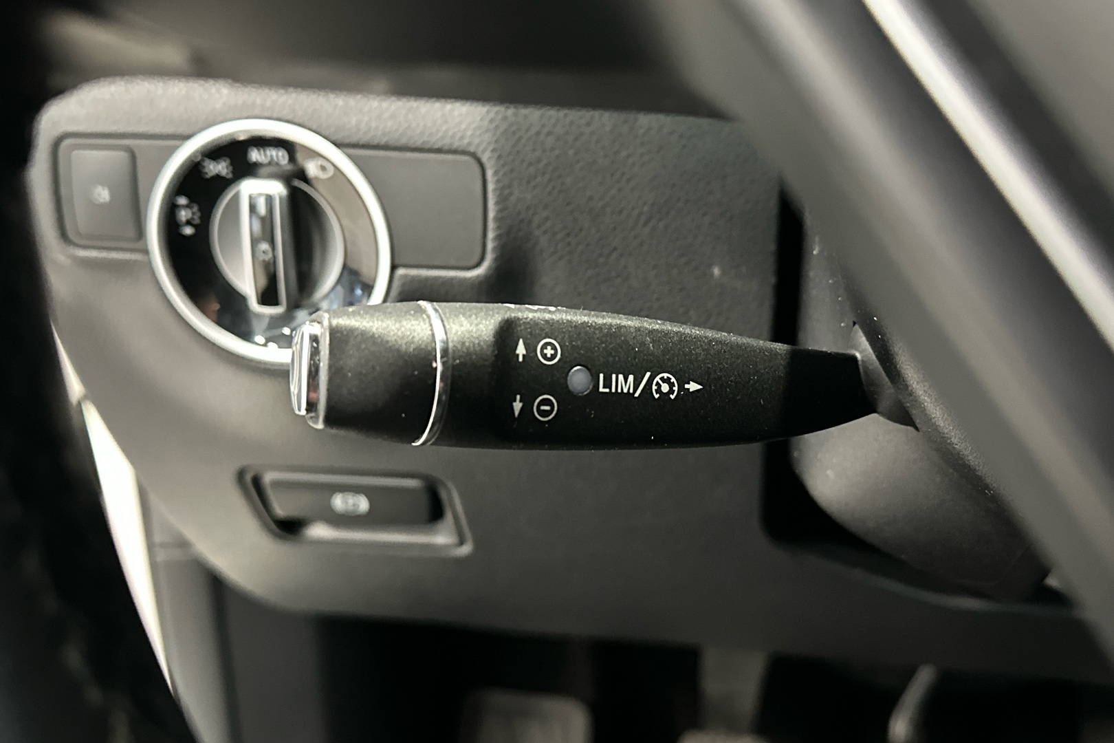 MERCEDES-BENZ B 2012
