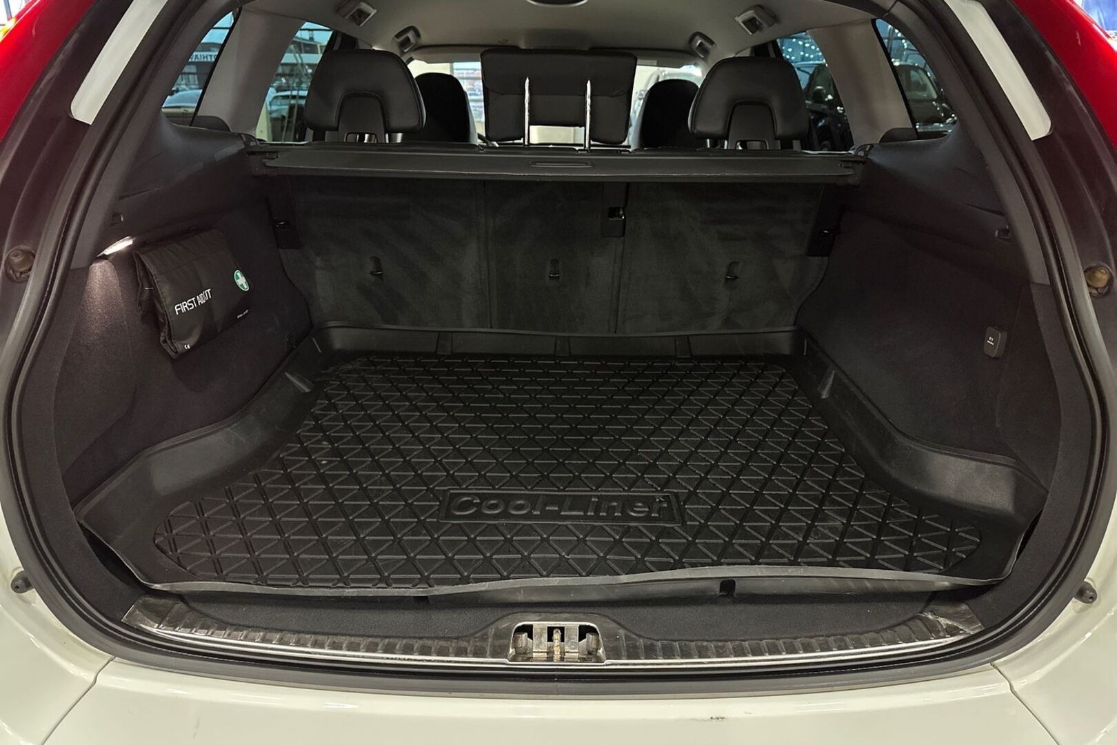 VOLVO XC60 12